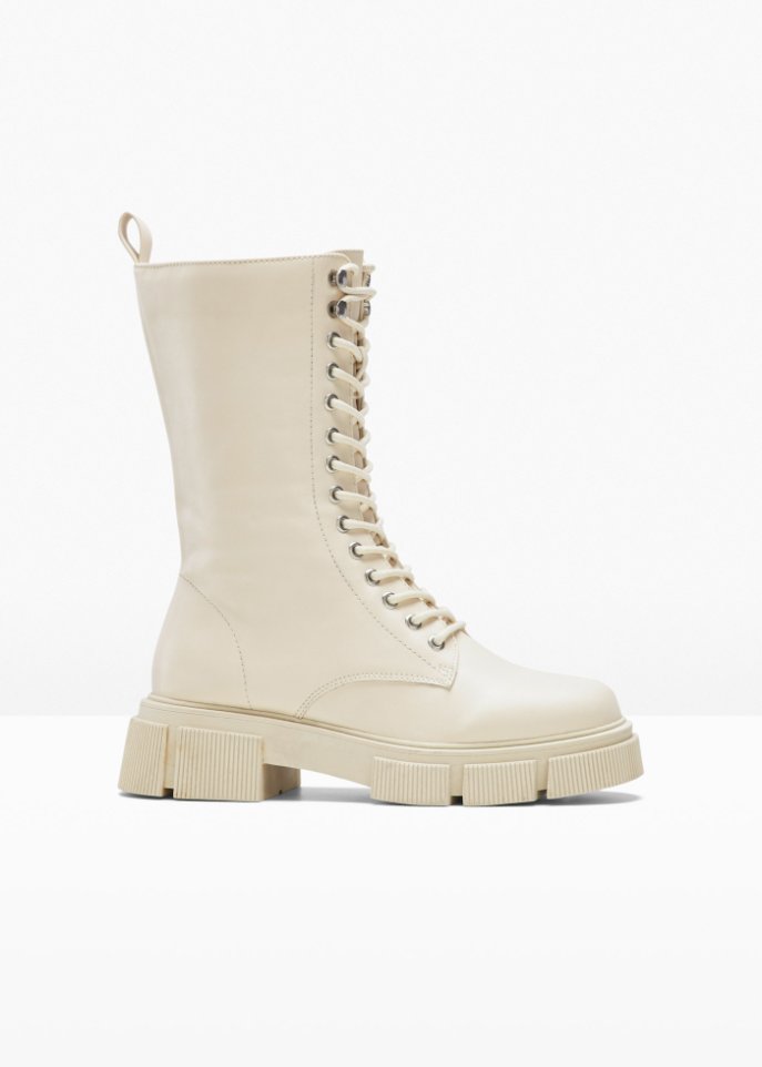 Schnürstiefel