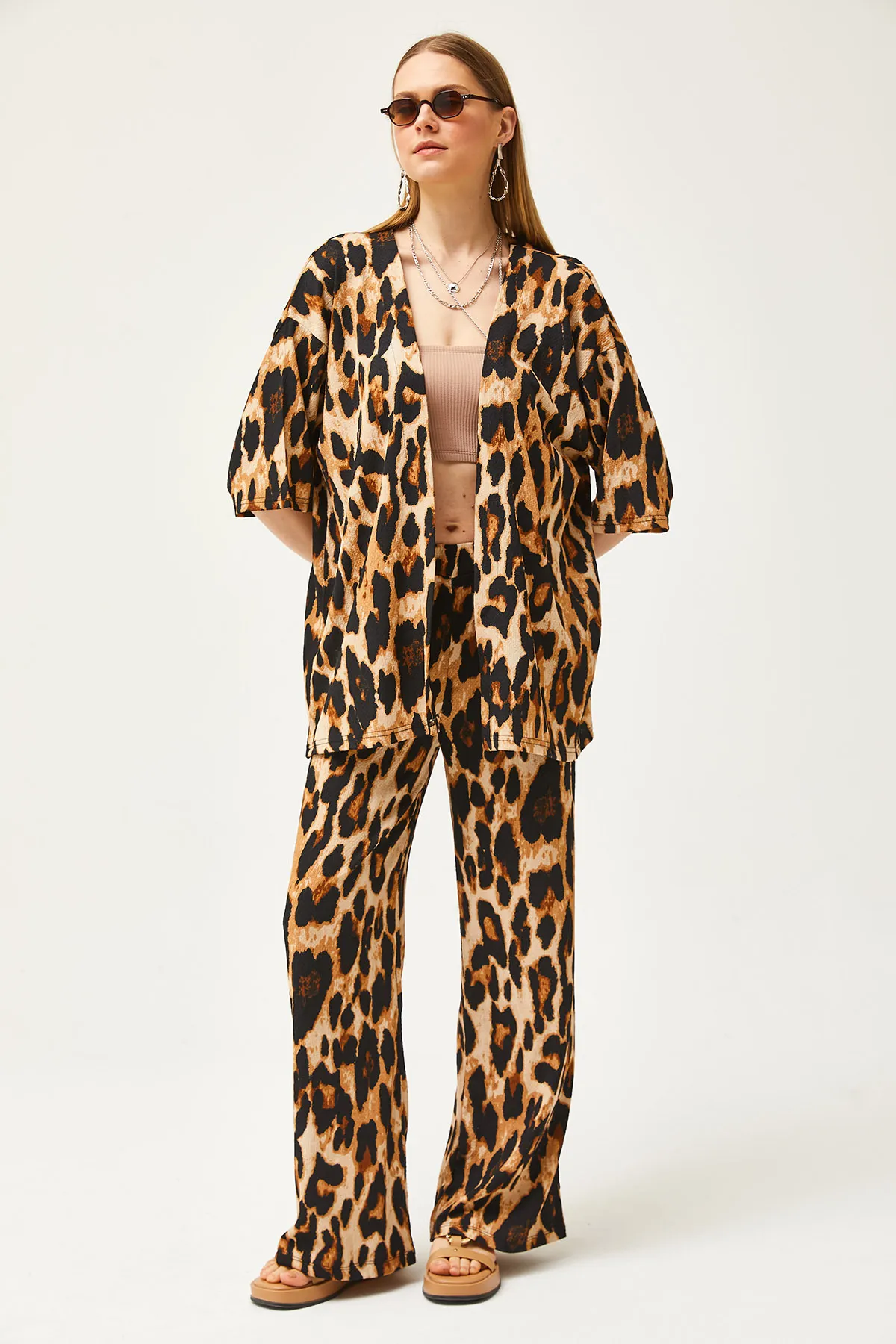 Olalook  Damen Leopard Beige Top Kimono Bottom Hose gemusterter Anzug TKM-19000279