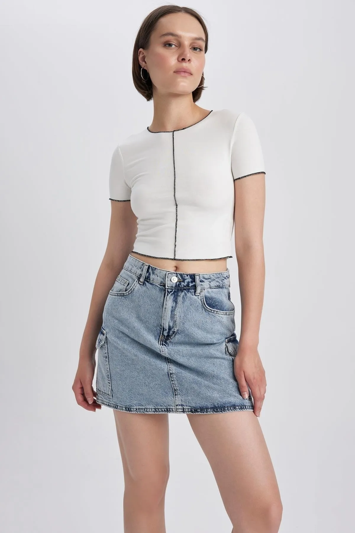 DeFacto  Jeans-Minirock im Cargo-Stil, 100 % Baumwolle A7112ax23hs