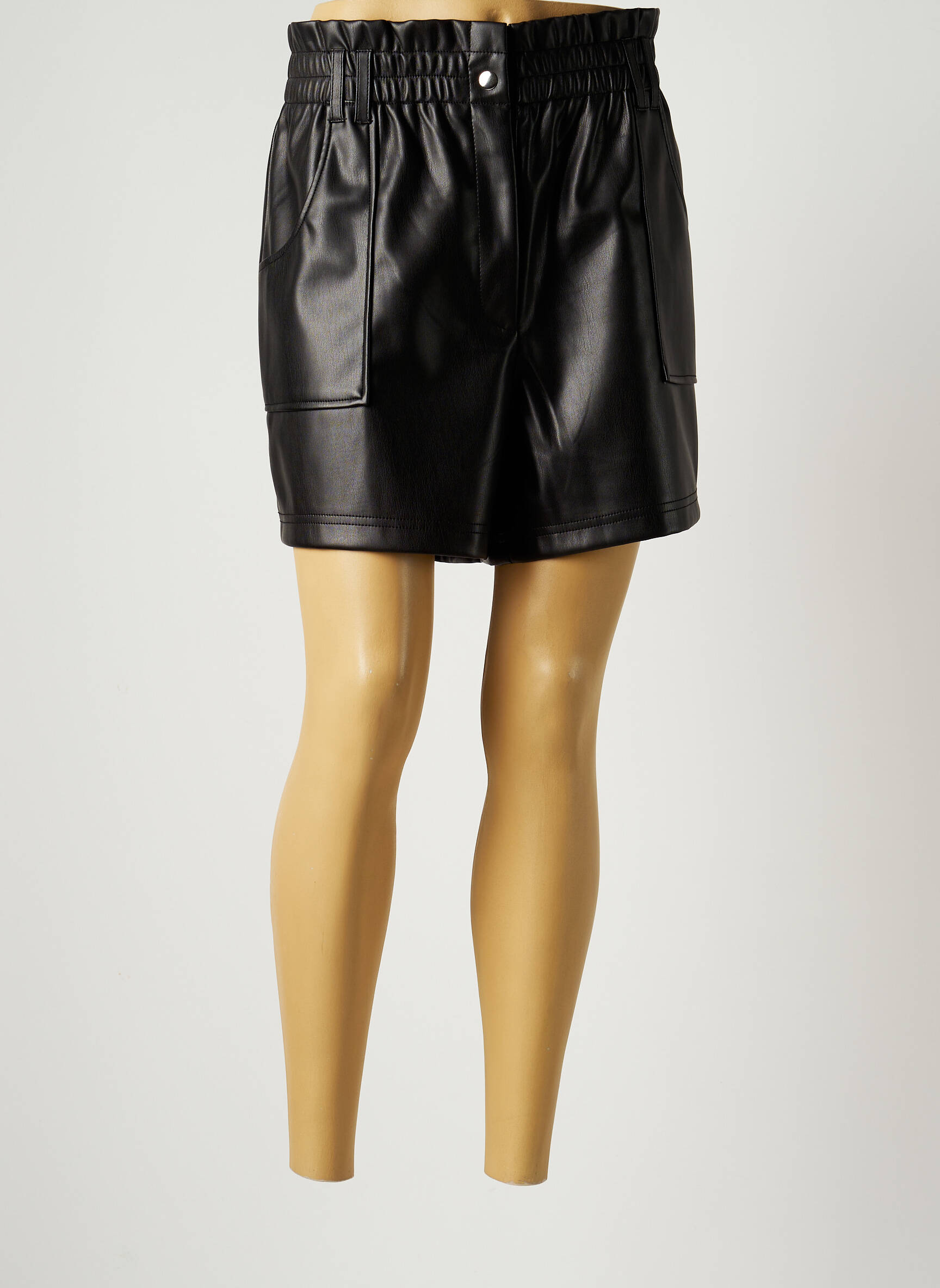 Only Shorts 1 Femme couleur noir