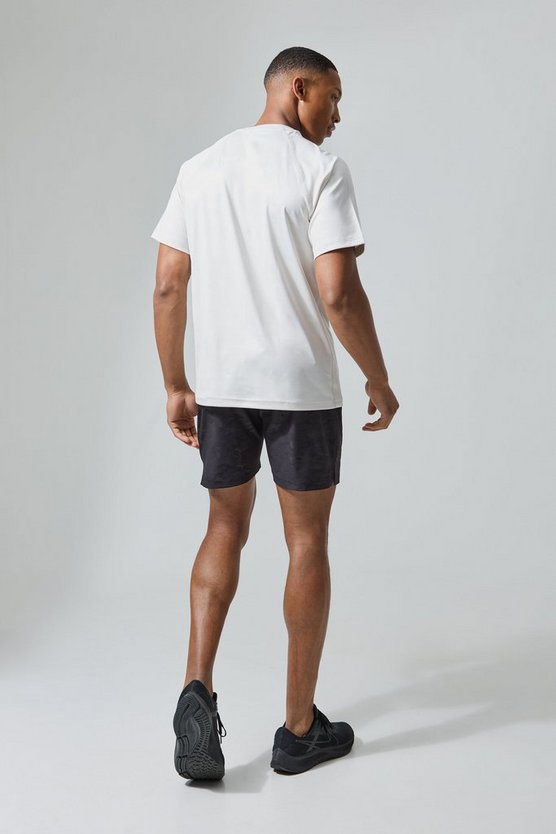 Man Active Camouflage Raglan T-Shirt