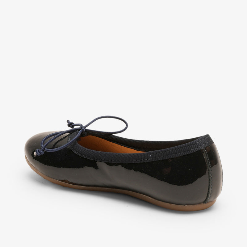 lucy navy patent - Blau