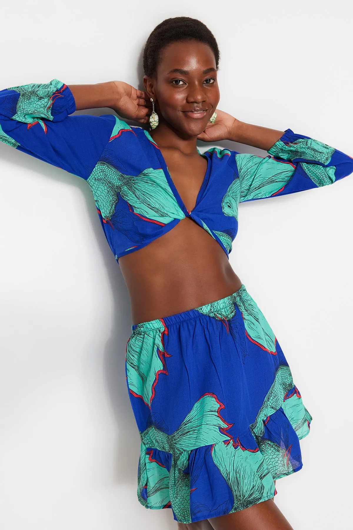 Trendyol Collection  Blusen-Rock-Set aus 100 % Baumwolle mit Unterwassermuster, TBESS23AU00009