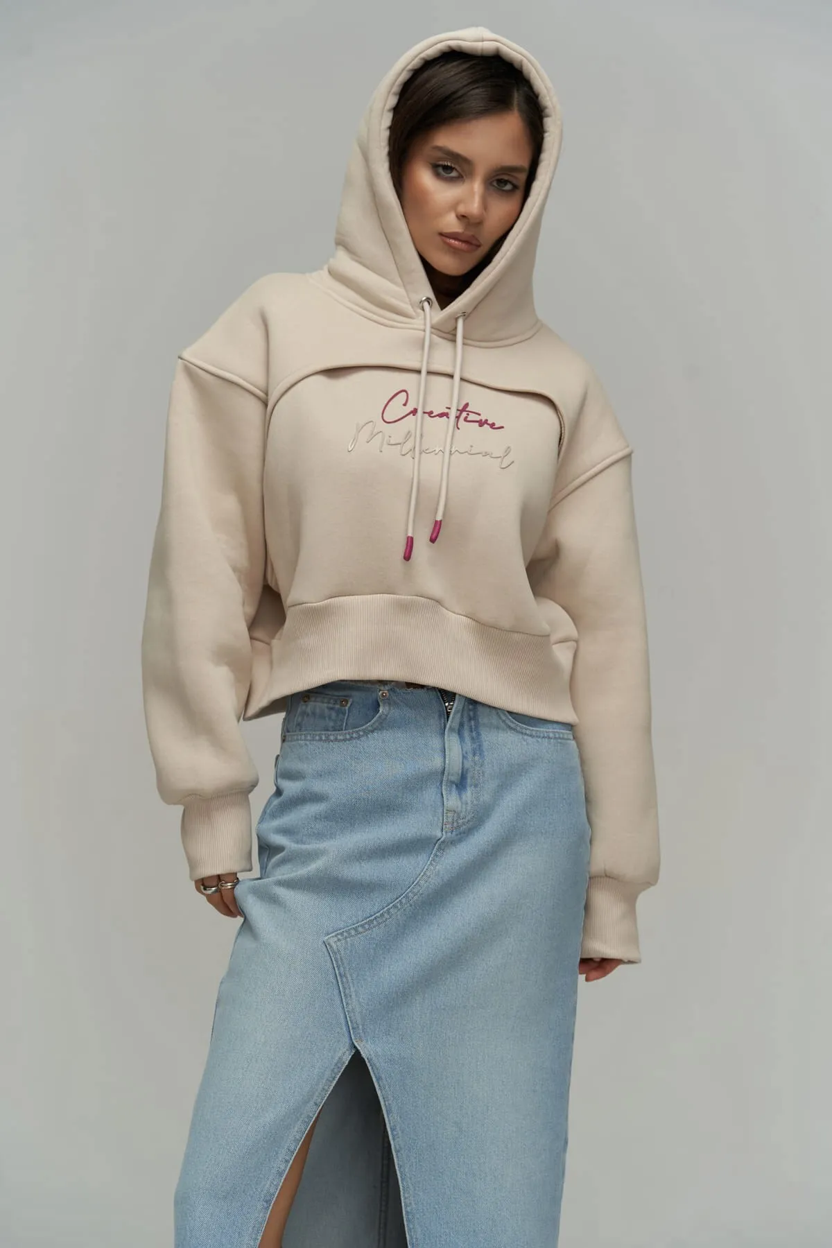 MAİ COLLECTİON  Kreatives Knochen-Crop-Sweatshirt