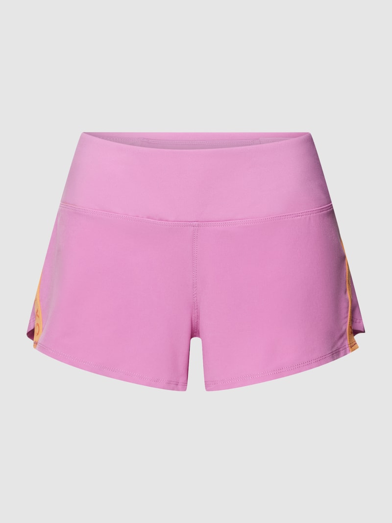 Shorts mit Galonstreifen Modell 'BOLD MOVES' in pink