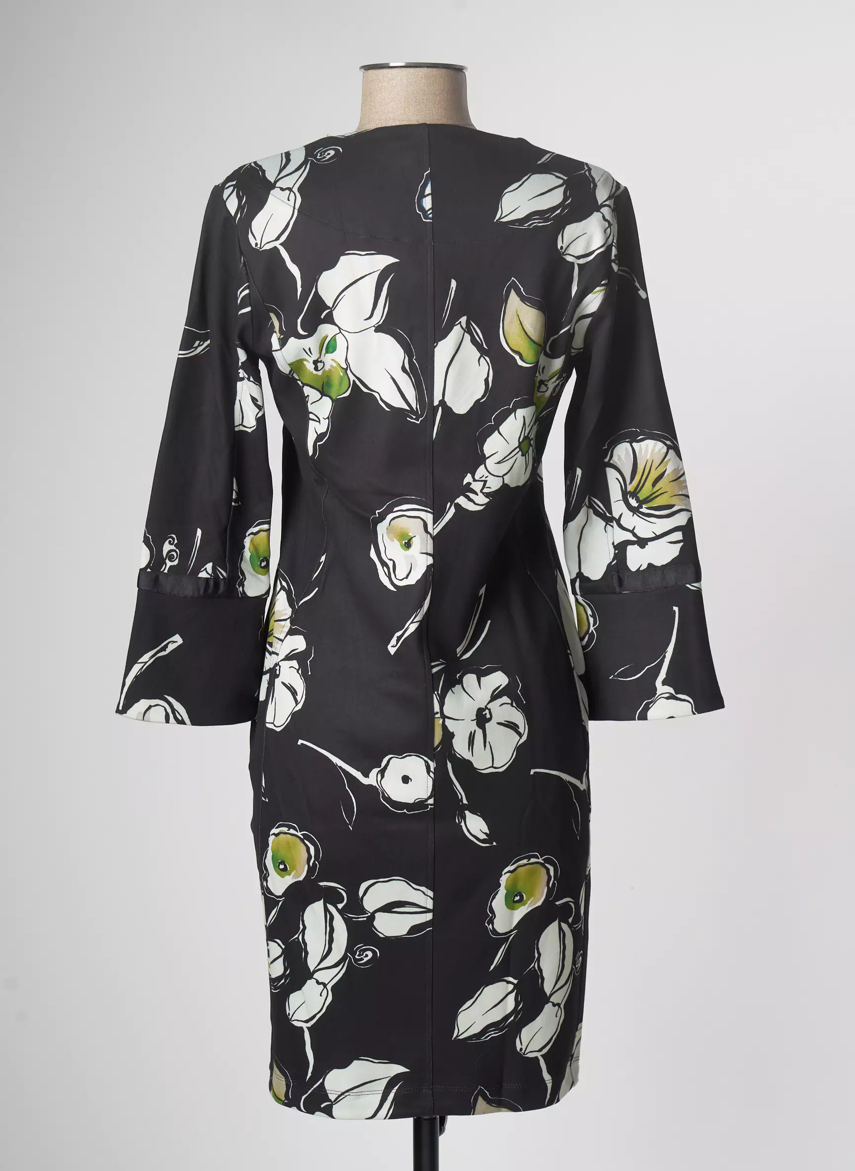 Platine Collection Robes Courtes Femme couleur noir