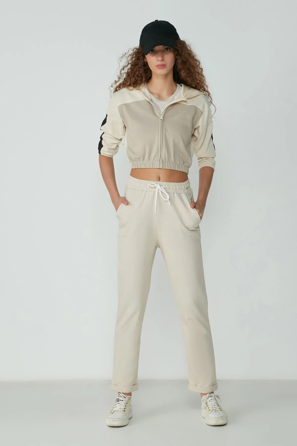 C&City  Doppelbein-Jogginghose 738 Stone
