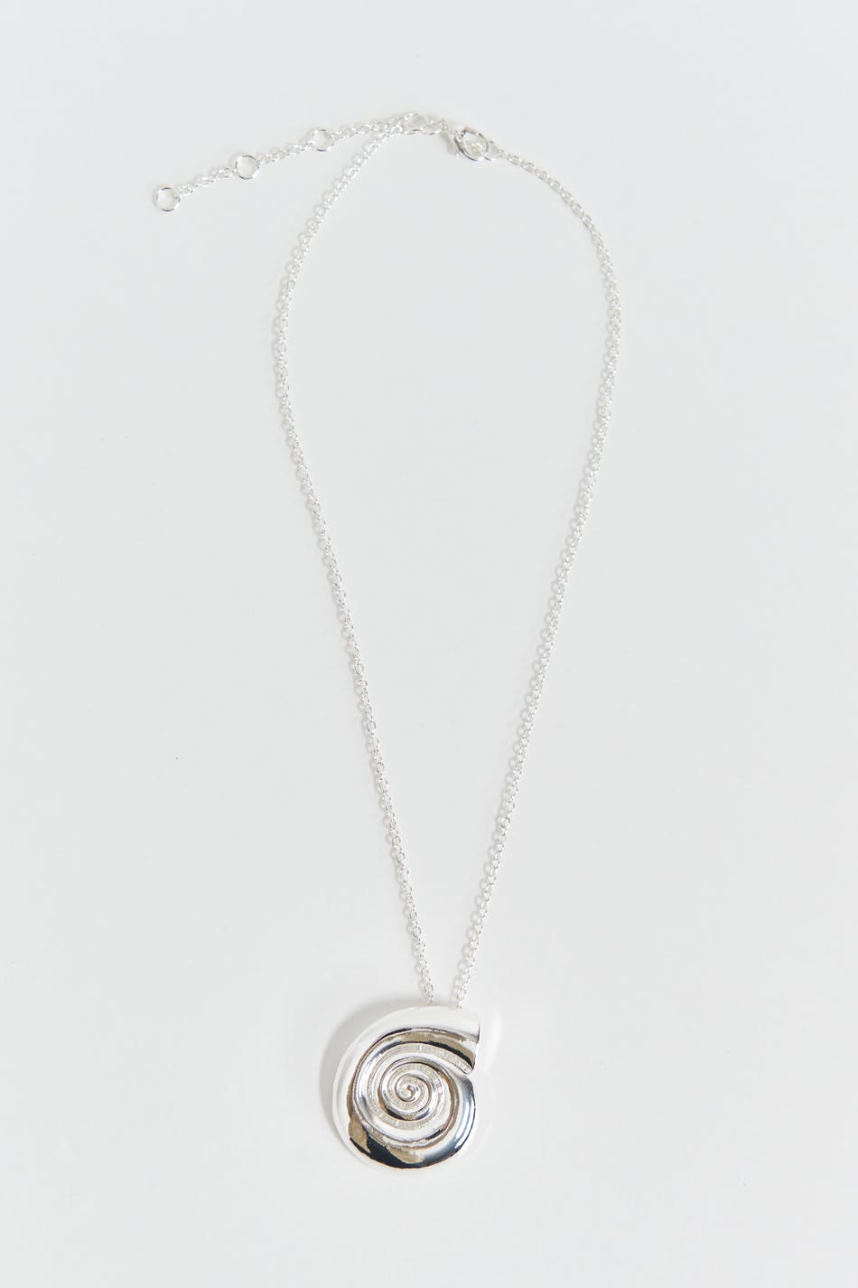 Sea shell necklace