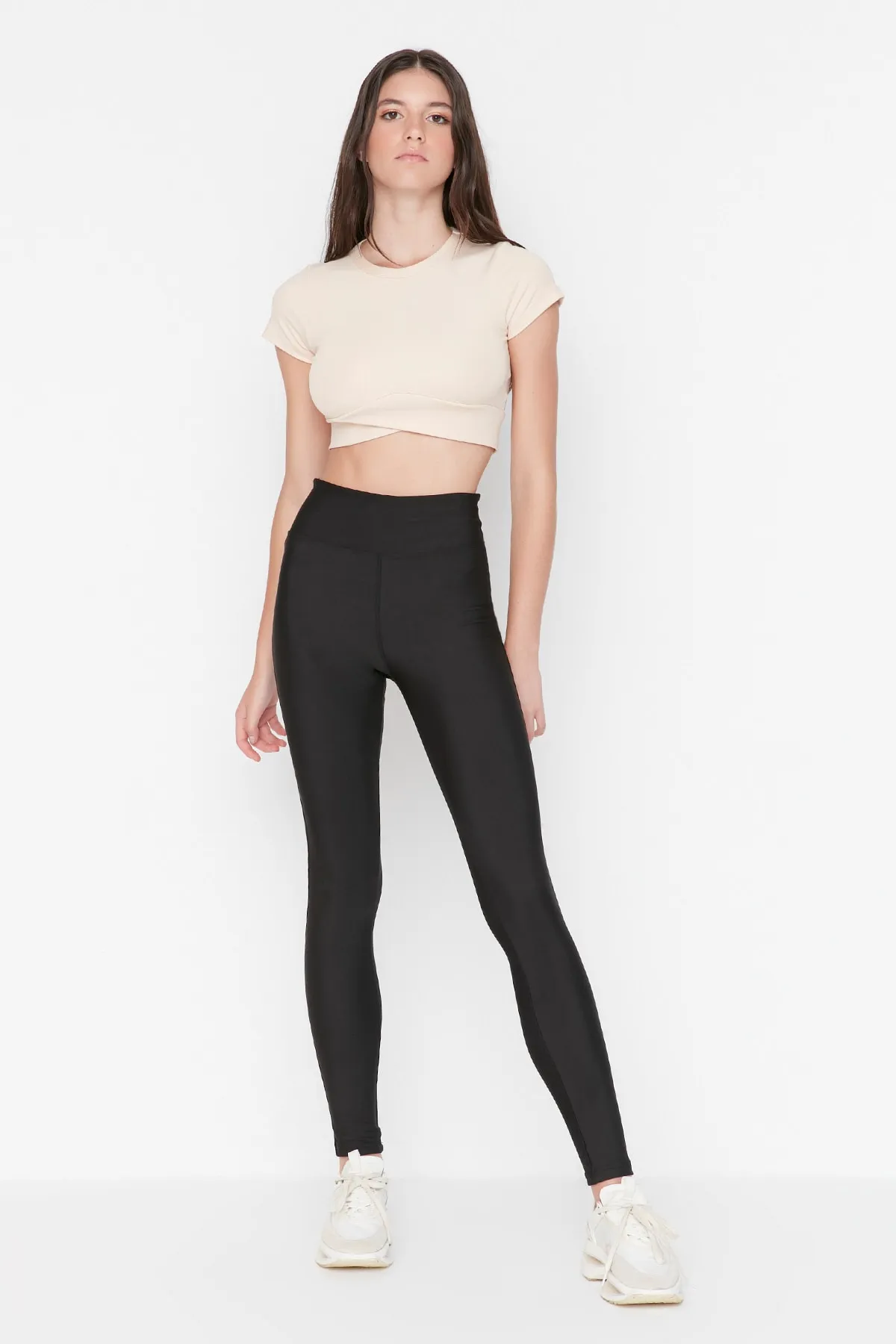 Trendyol Collection  Schwarze Sportstrumpfhose mit erhöhtem Taillenteil und Reißverschluss, detaillierte, durchgehende gestrickte Sportstrumpfhose TWOAW23TY00017