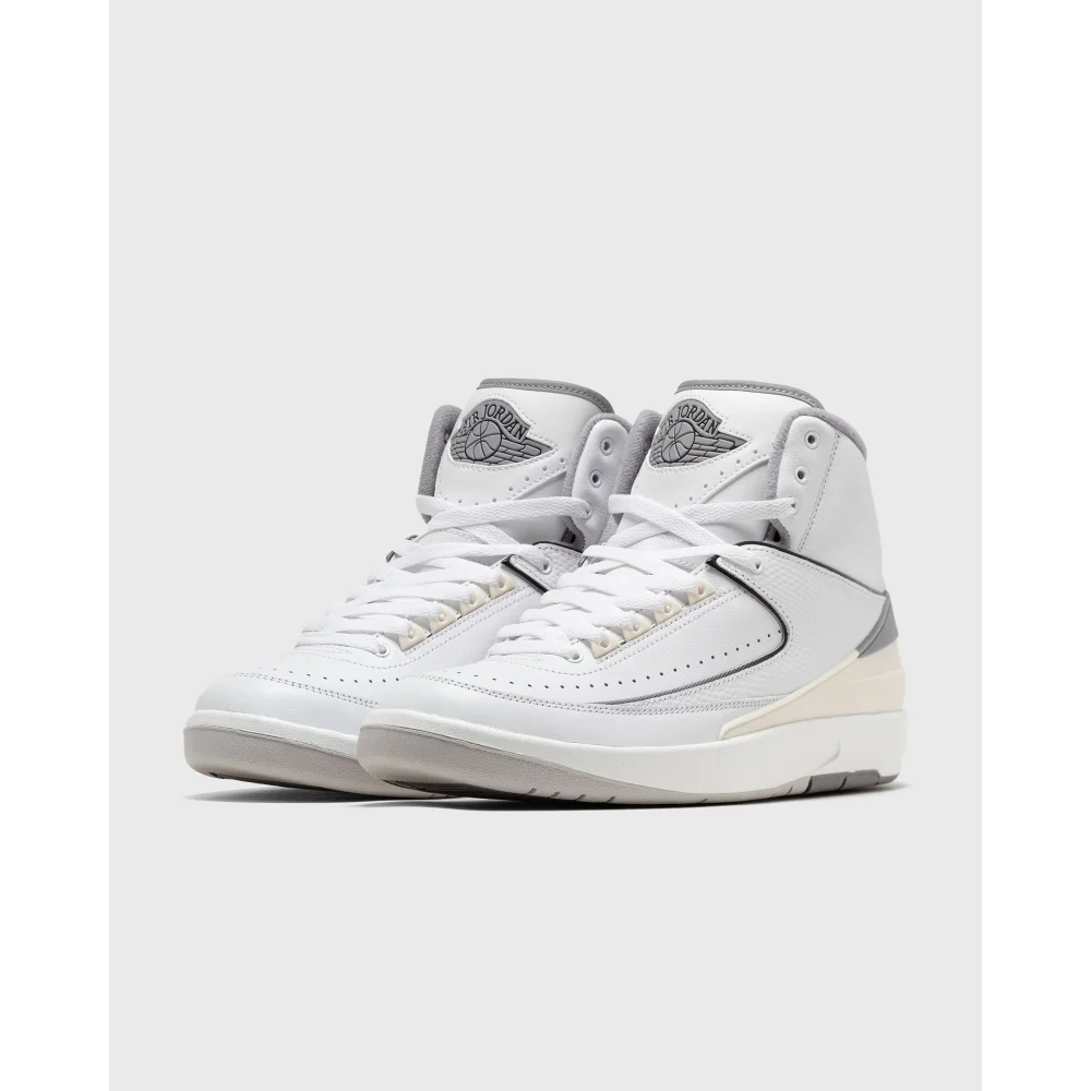 NIKE JORDAN 2 Retro Cement Grey DR8884-100 / weiss