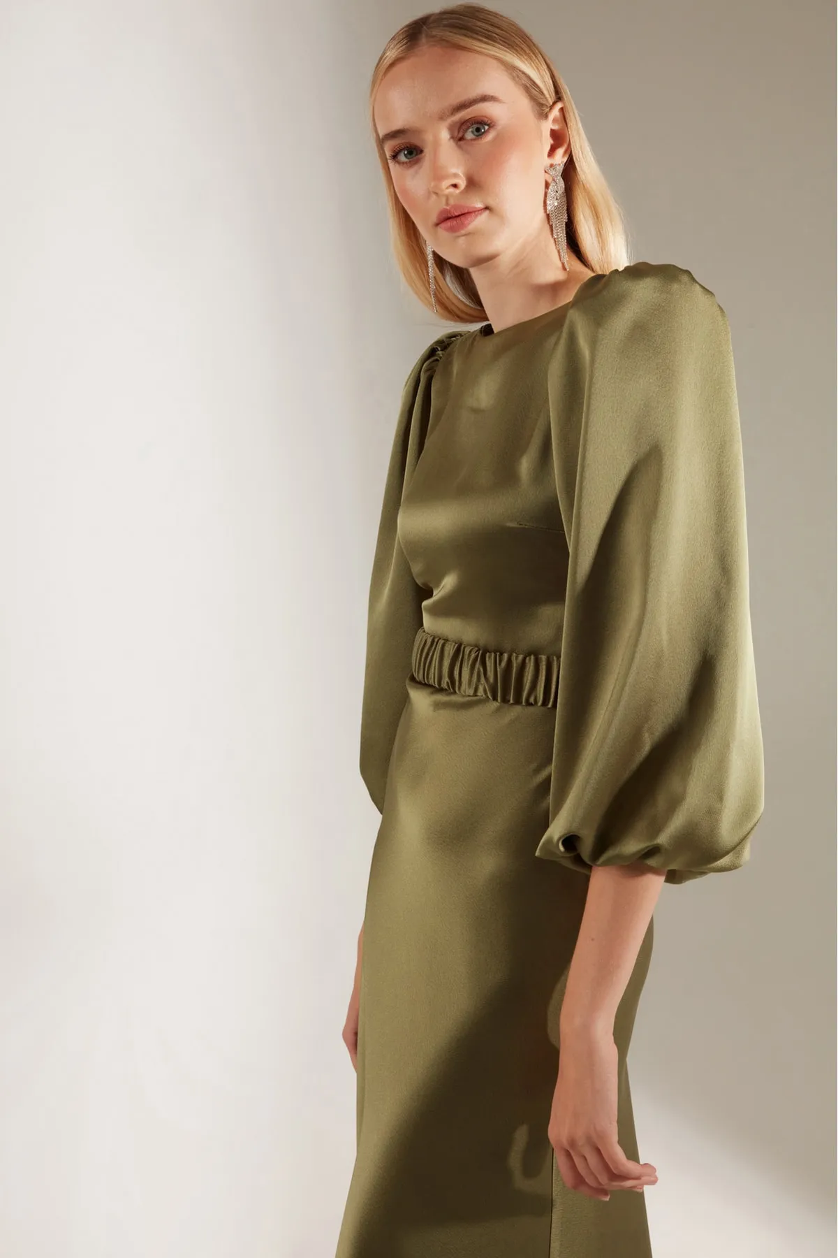 BETTY & SAM  Heleny Special Design Khaki-Verlobungskleid