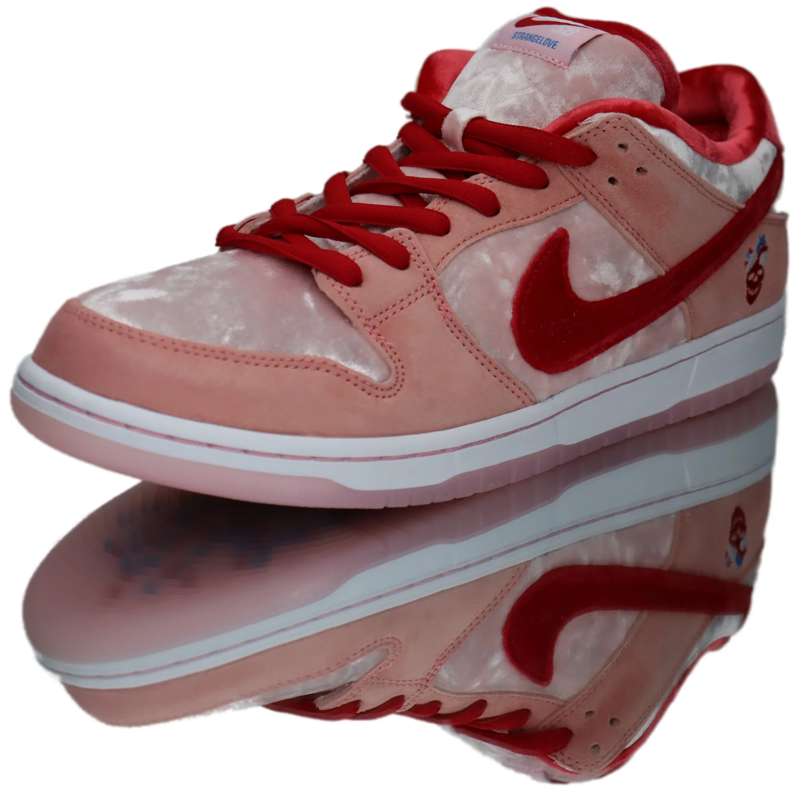 Nike SB Dunk Low StrangeLove Skateboards