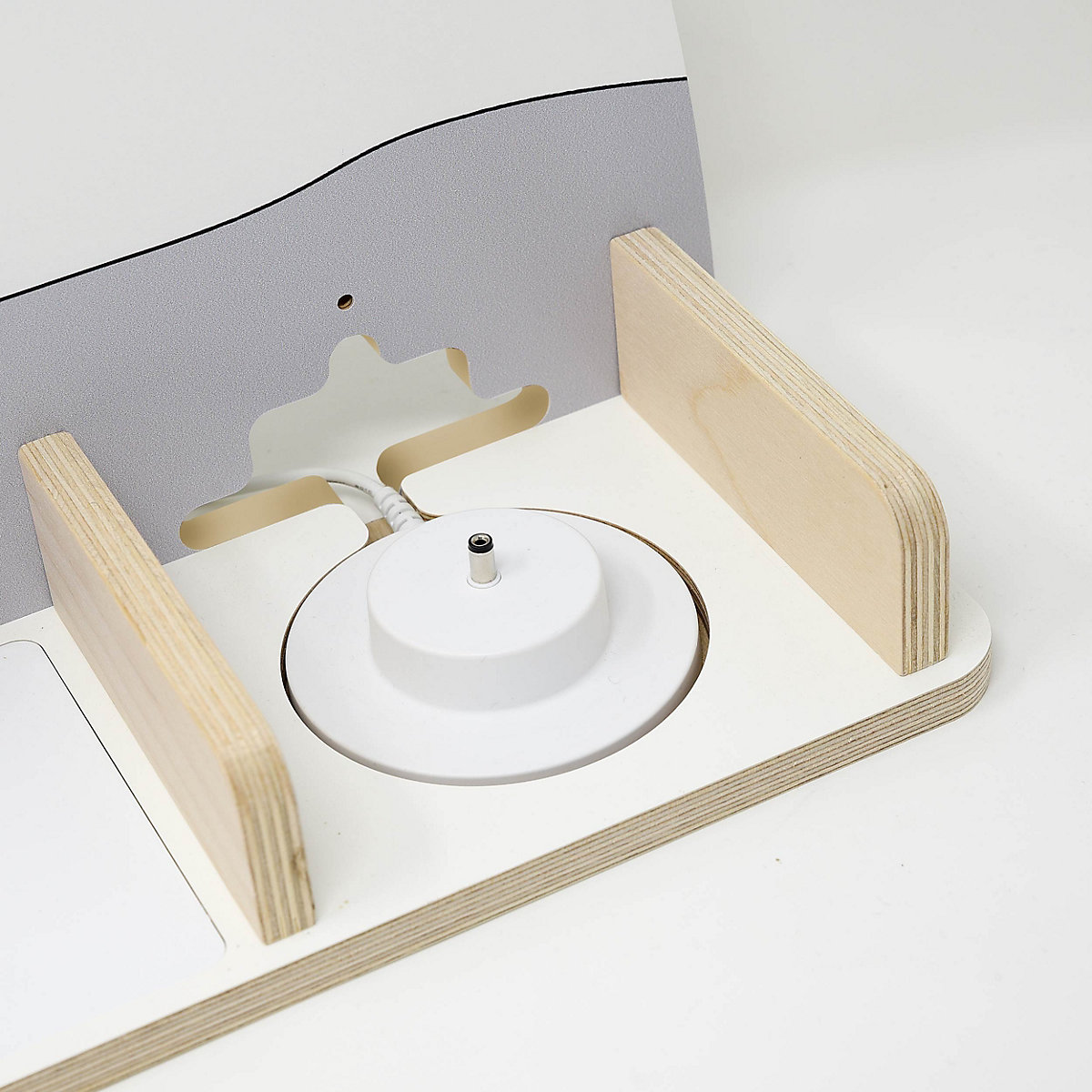 Regal für Musikbox 