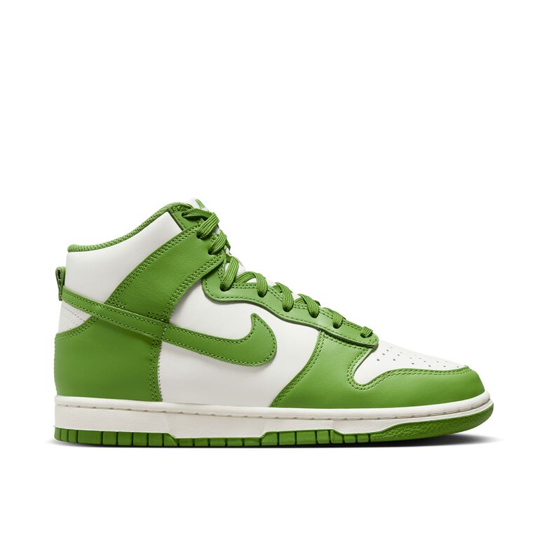 NIKE Wmns Dunk High 