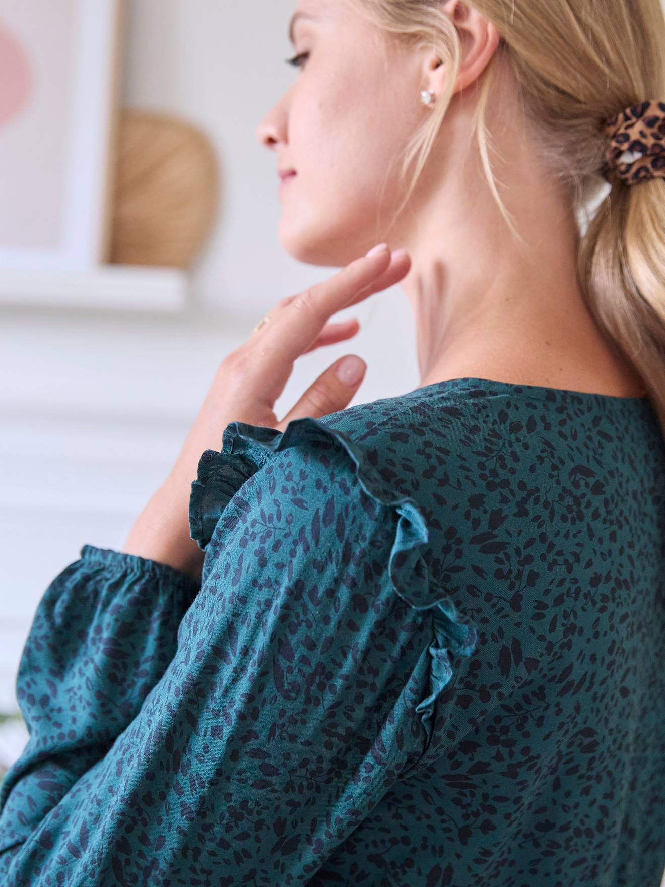 Blouse imprimée volantée grossesse et allaitement vert sapin