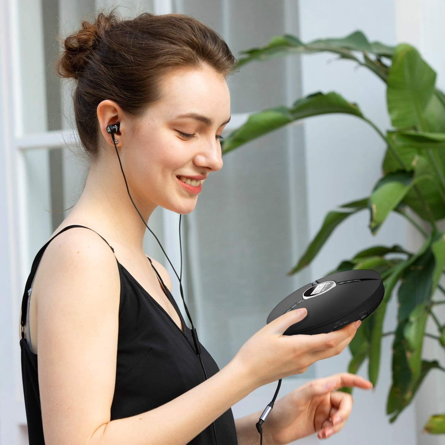 KLIM Tragbarer Discman, inklusive Kopfhörer Stereo-CD Player (hochwertiger CD-Spieler für unverwechselbares Hörerlebnis)