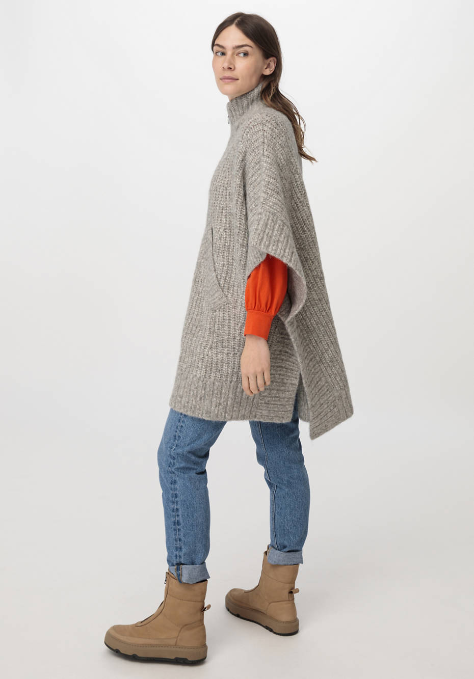Strick-Poncho aus Alpaka mit Pima-Bio-Baumwolle