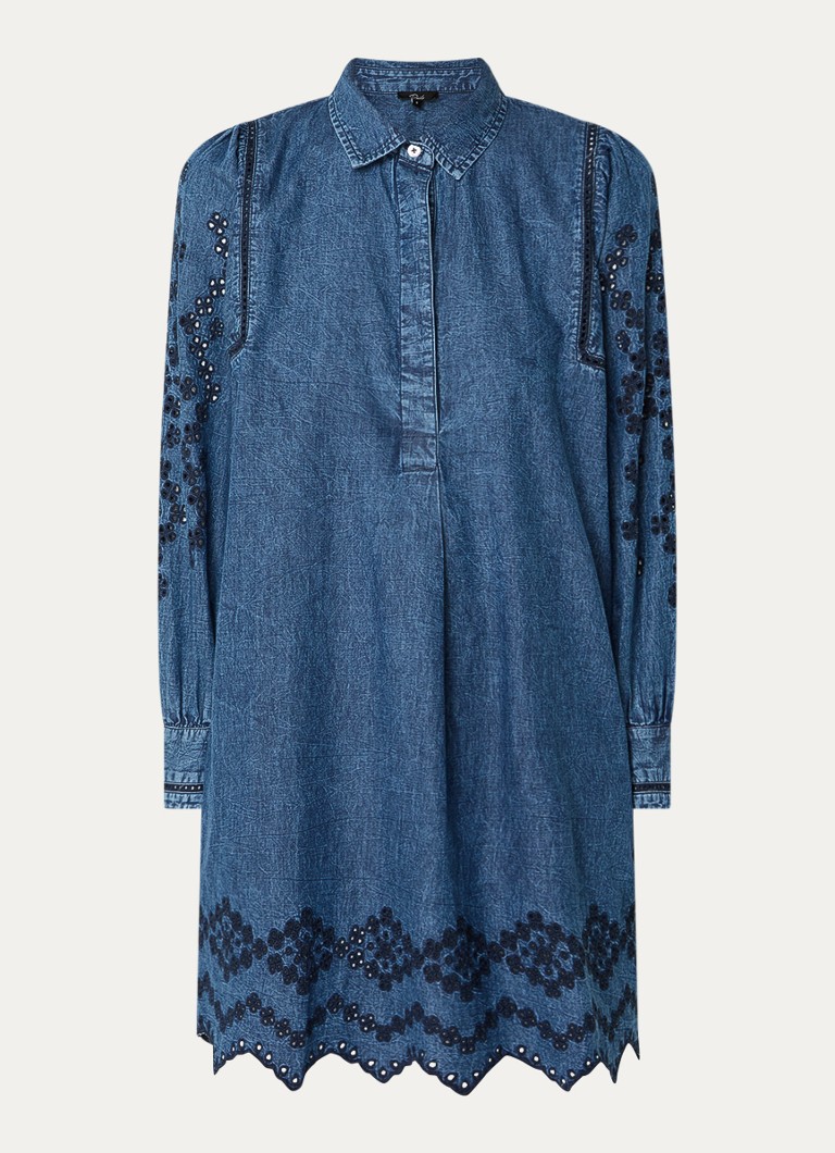 Abito tunica in chambray di Fernanda de Rails, impreziosito da ricami.