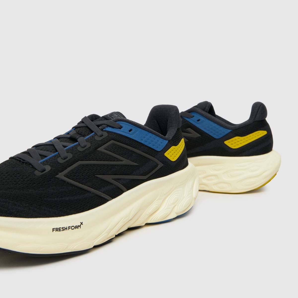 New Balance – Fresh Foam x 1080 v13 – Multifärgade träningsskor
