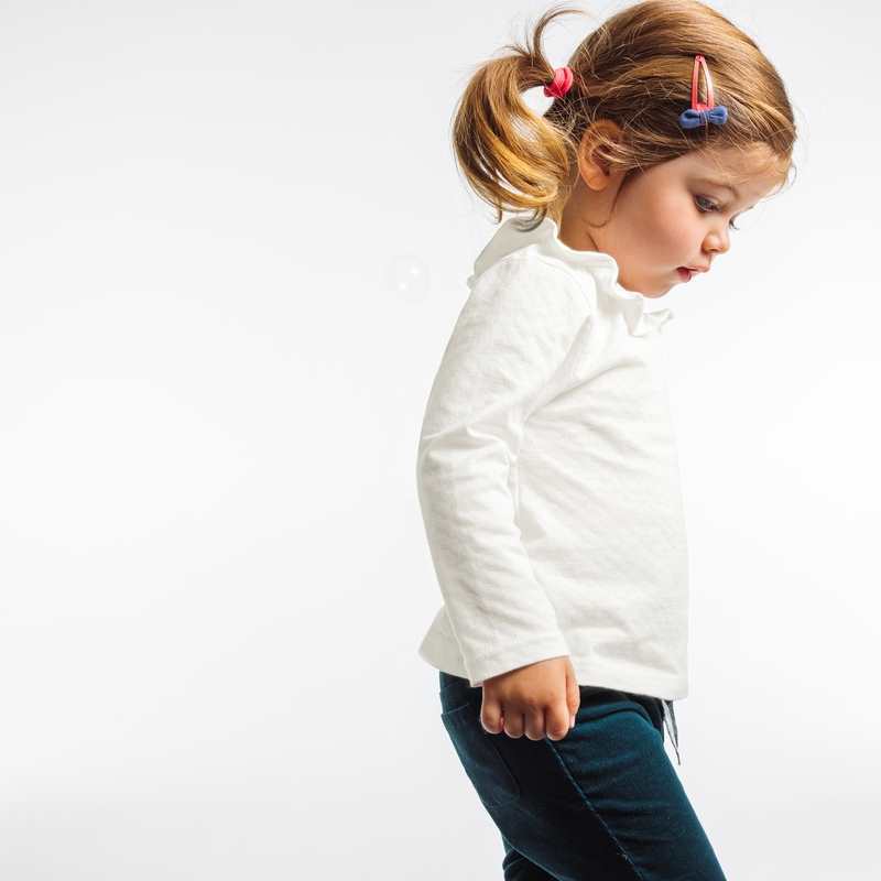 T-shirt col volanté maille fantaisie beige bébé fille