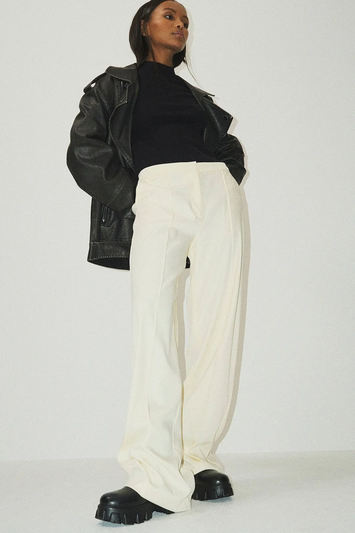 NA-KD  Lederstiefel mit Profilsohle