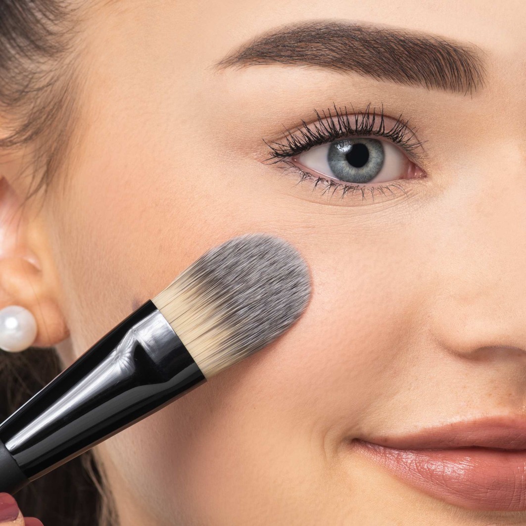 Make-Up Brush Premium
