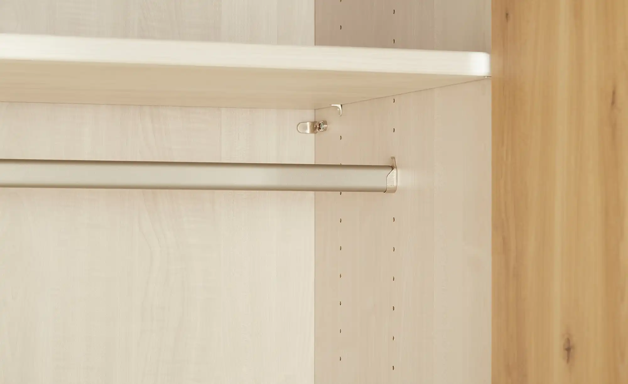 Drehtürenschrank, 5-türig