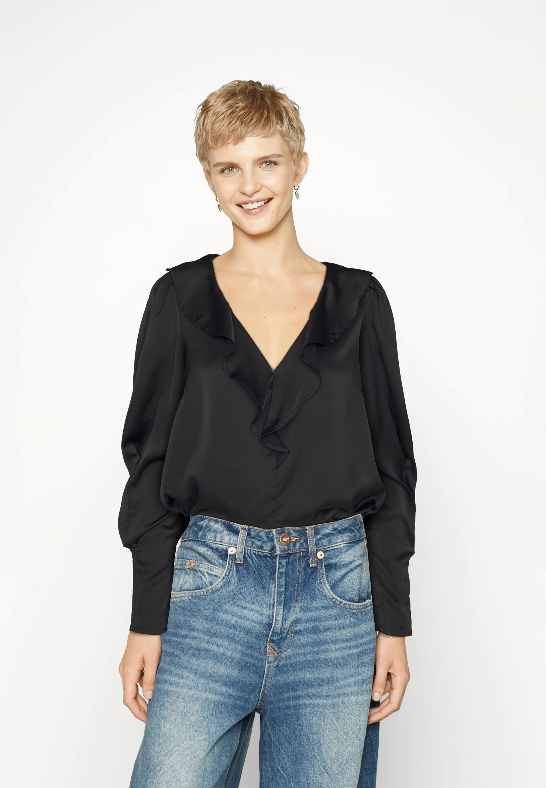 VILA VIMURA V NECK FLOUNCE - Blusa