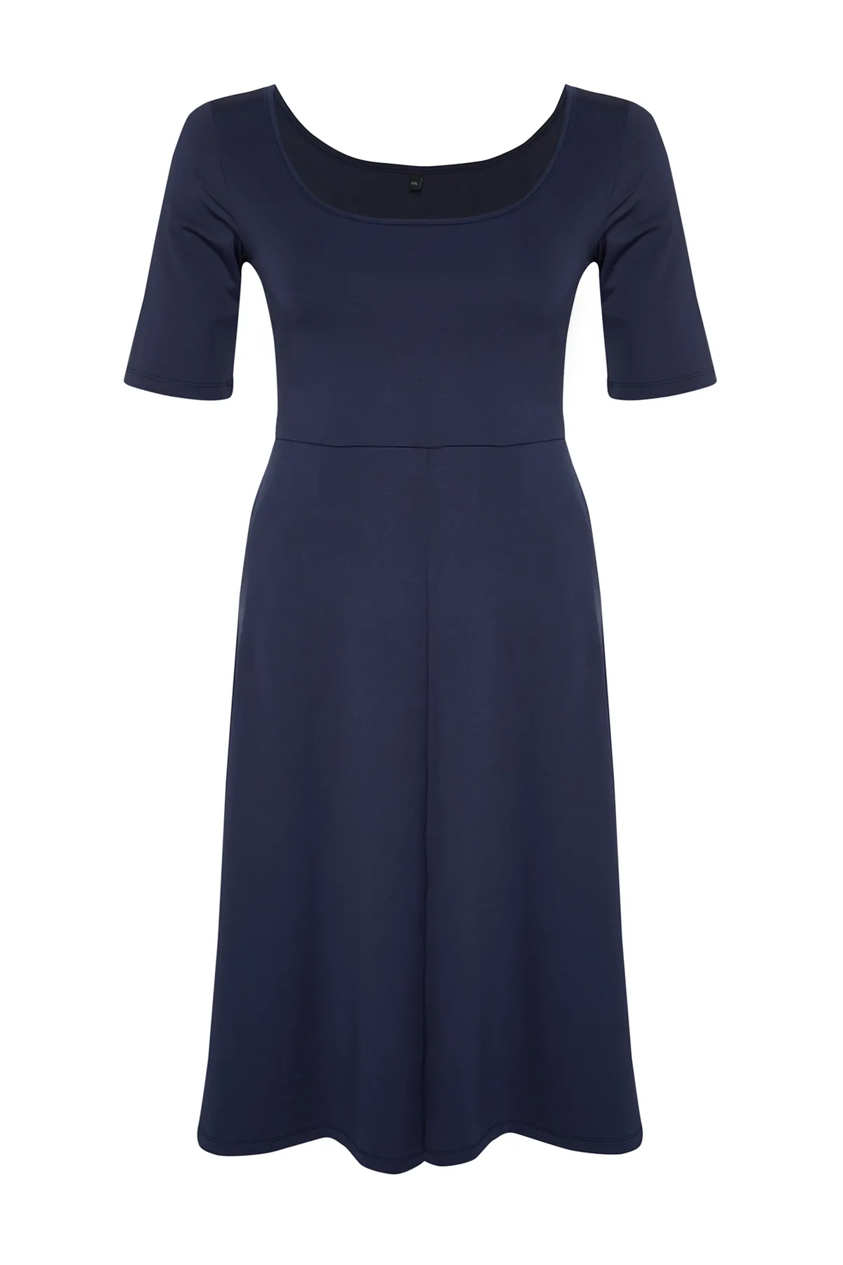 Trendyol Curve  Marineblaues, nachhaltigeres Midi-Strickkleid TBBSS24AH00168