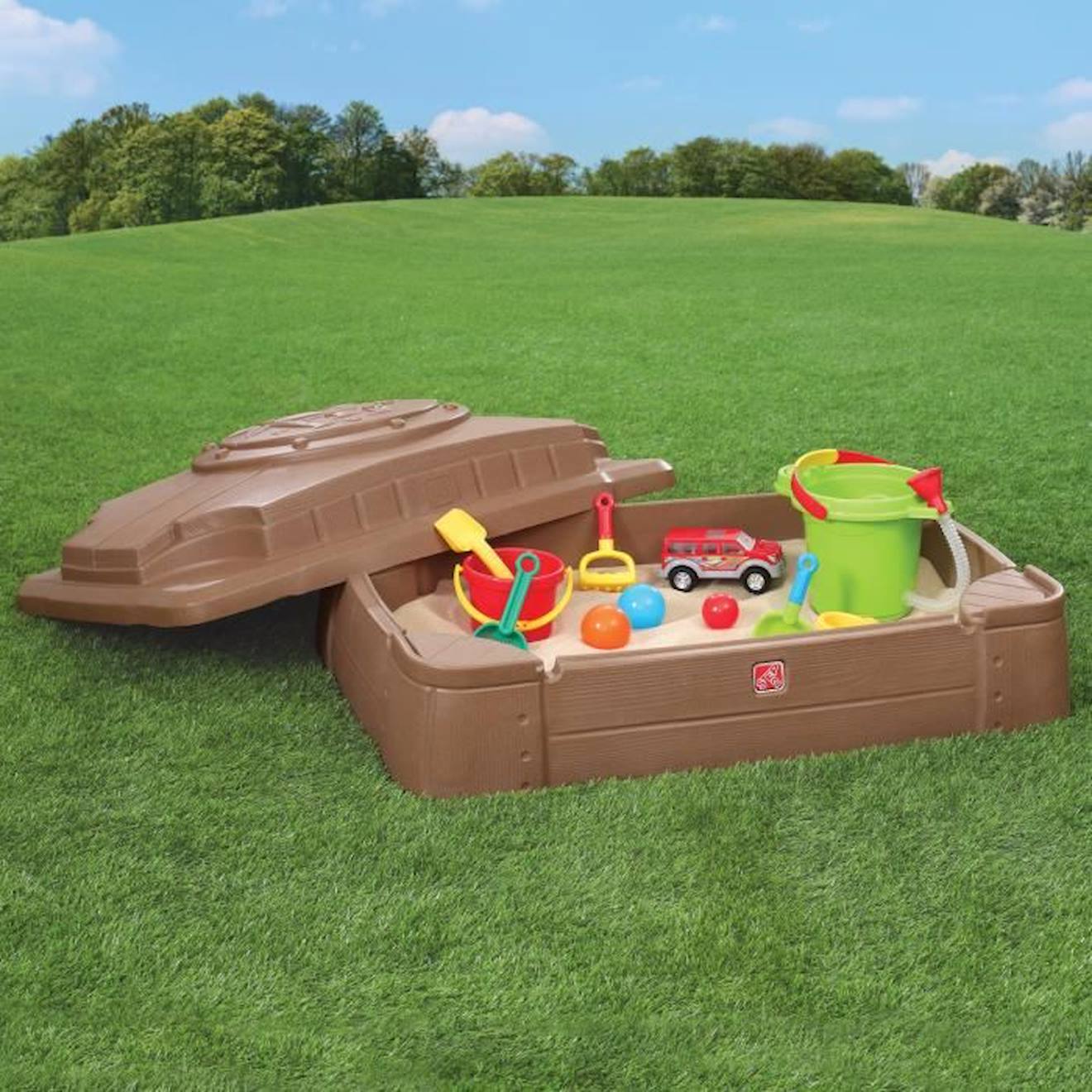 Step2 Play & Store Bac à Sable Enfant | Bac à Sable pour Enfants en Plastique avec Couvercle marron