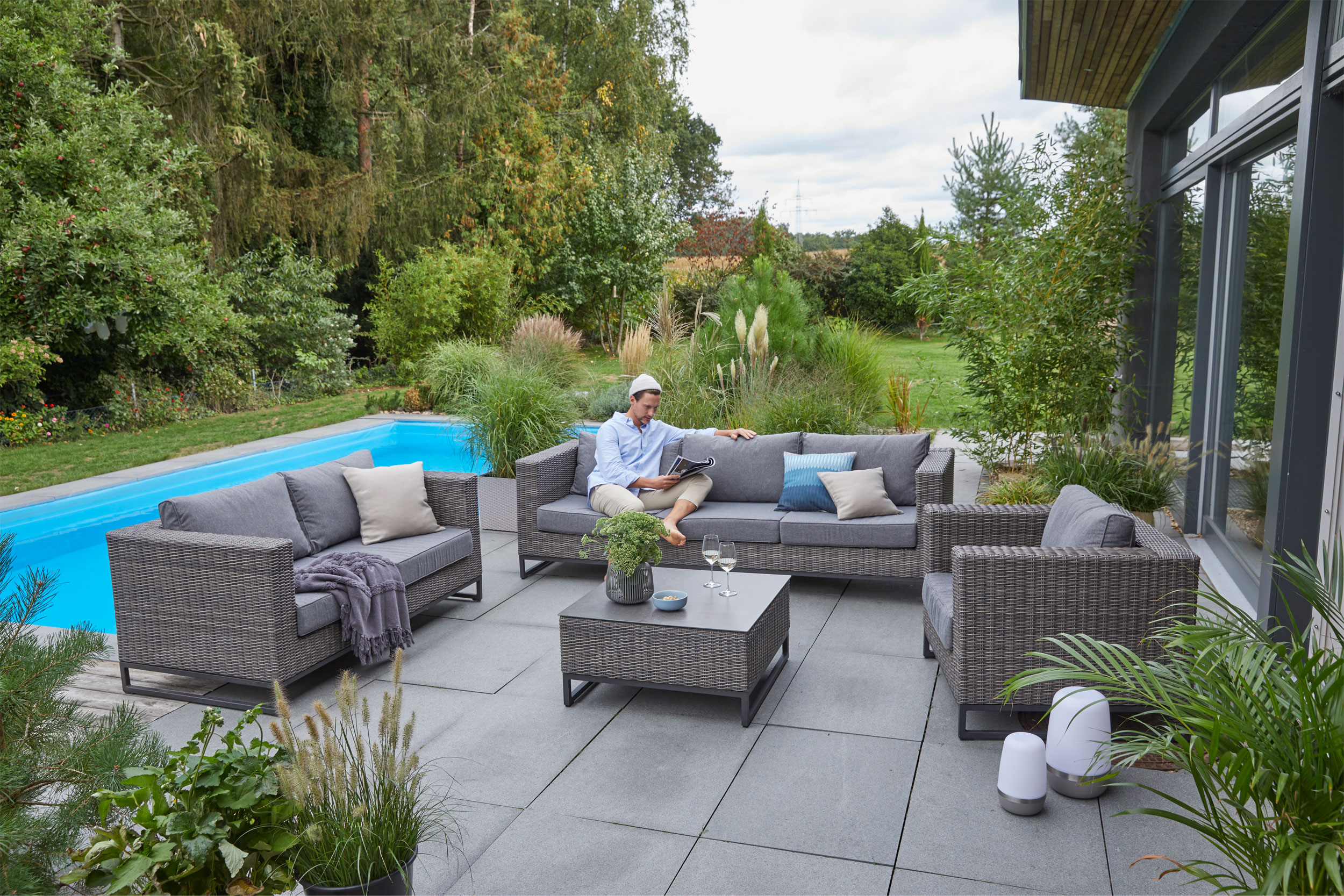 OUTDOORGartenlounge 2- Sitzer