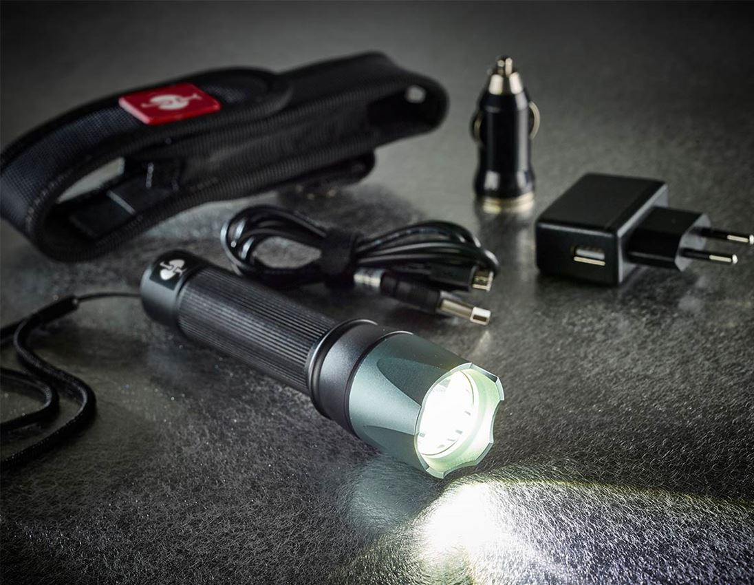 e.s. LED-Akku-Stabtaschenlampe FL5