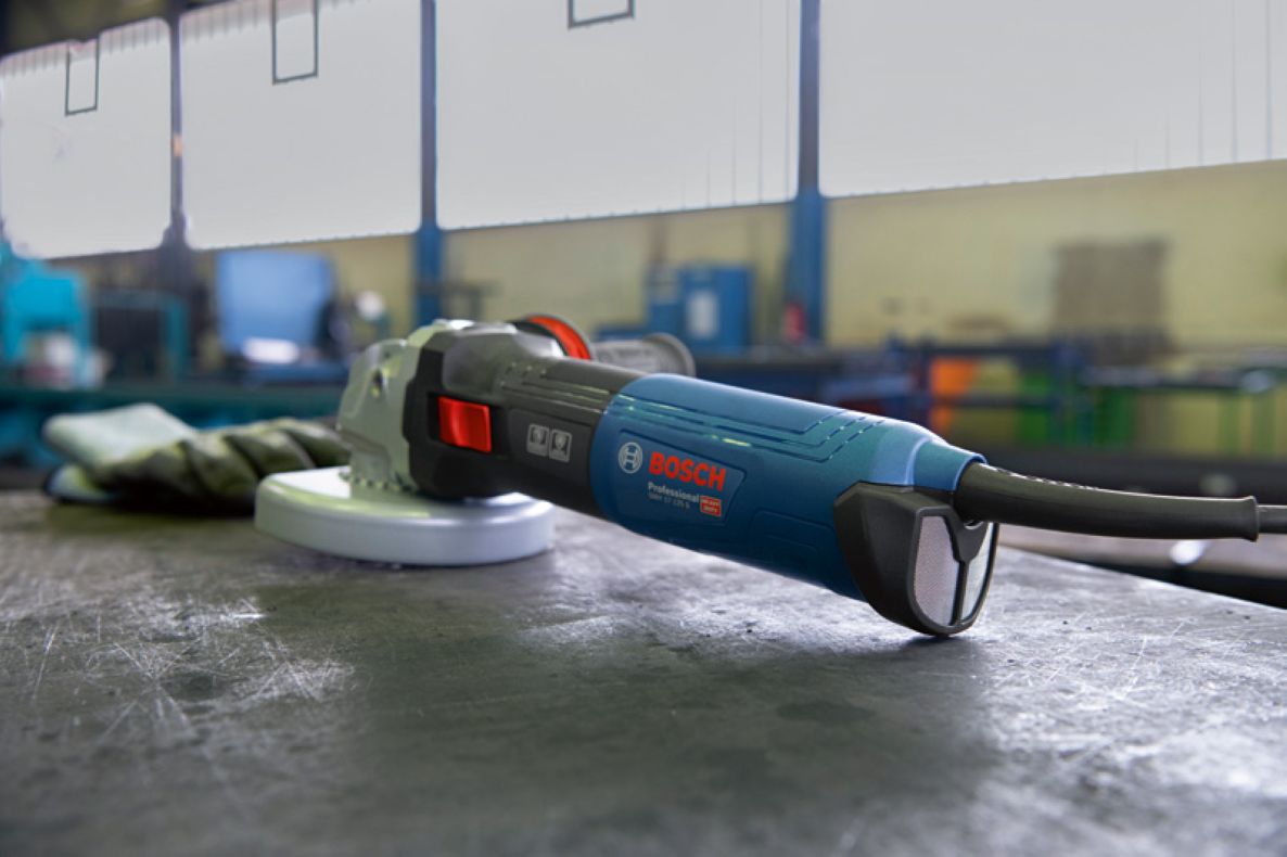 Polizor unghiular Bosch Blue 06017D0200 GWS 17-125 Professional 125 mm 1700 W