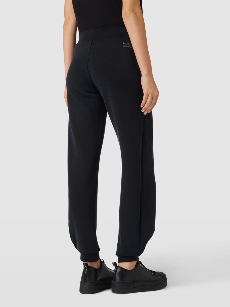 Sweatpants mit Reißverschlusstaschen in schwarz