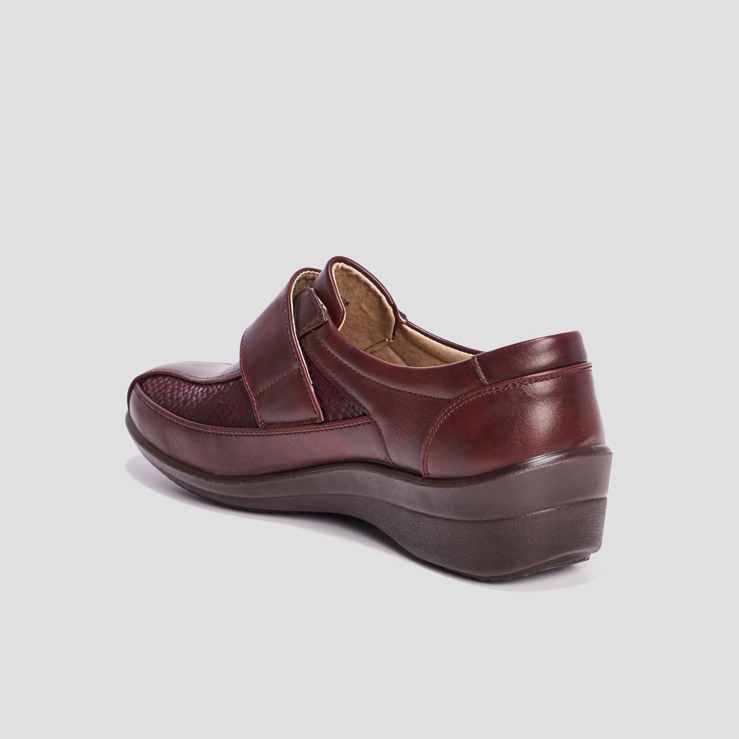 Loafers compensés en cuir bordeaux femme | La Halle