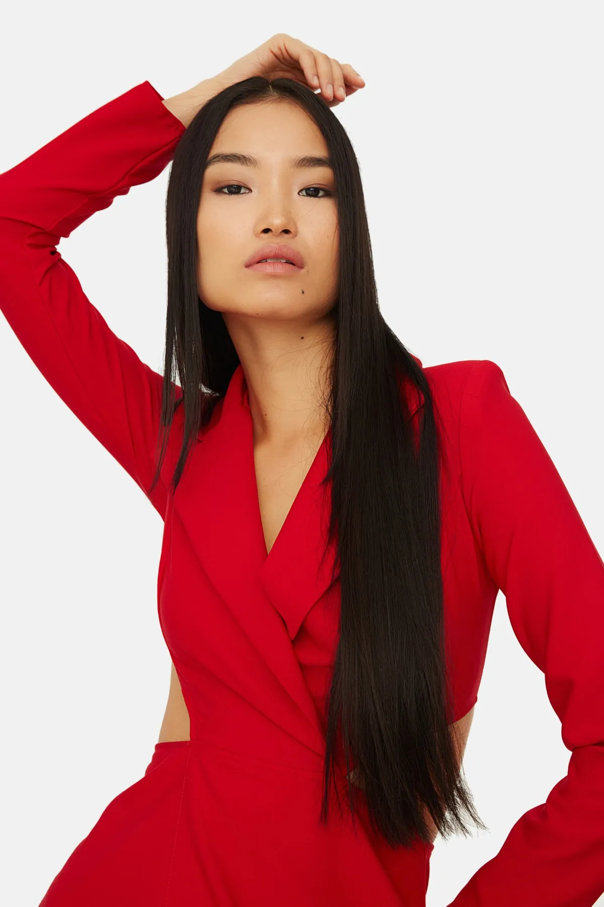 Trendyol Collection  Rotes Mini-Webkleid mit Cut-Outs und detailliertem Jackenkragen TWOAW22EL0391