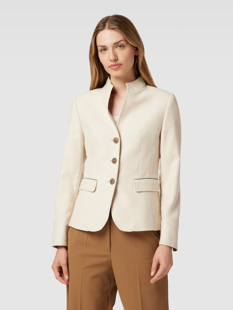Blazer mit Pattentaschen in ecru