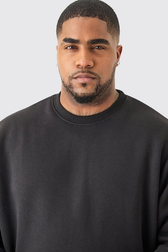 Plus schwarzes Basic Sweatshirt