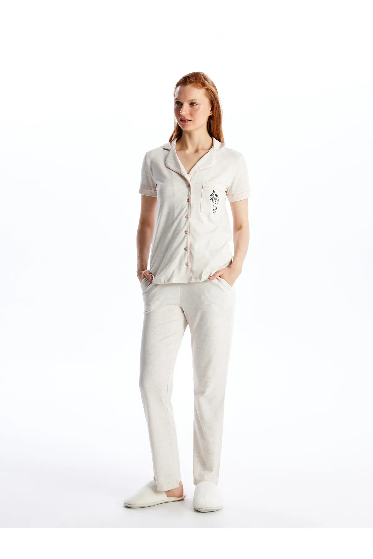 LC Waikiki  Kurzarm-Damenpyjama-Set mit Hemdkragen und Print