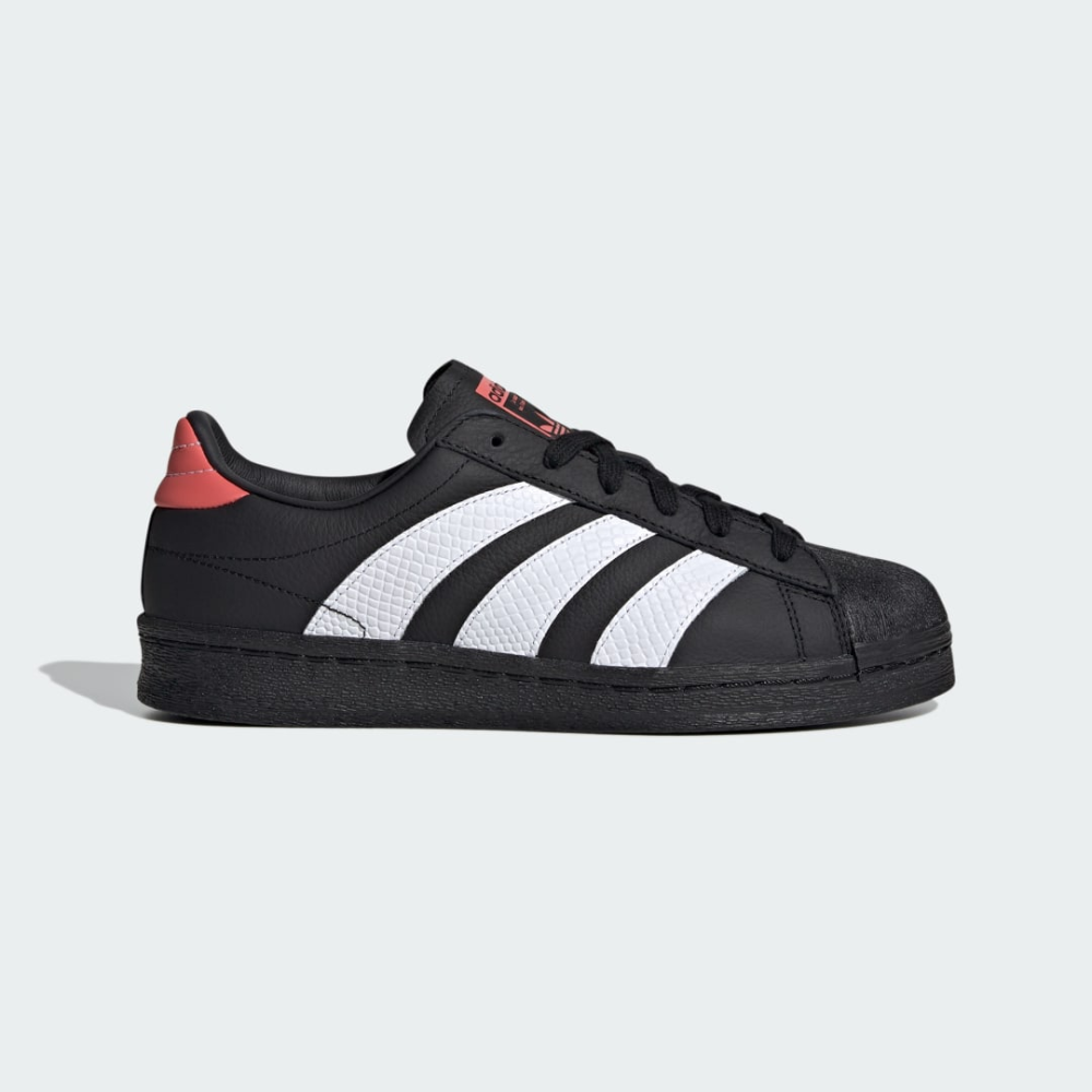adidas Superstar IE3056 / schwarz