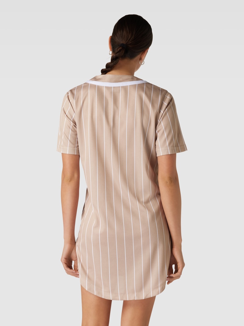 Minikleid mit Druckknopfleiste in sand
