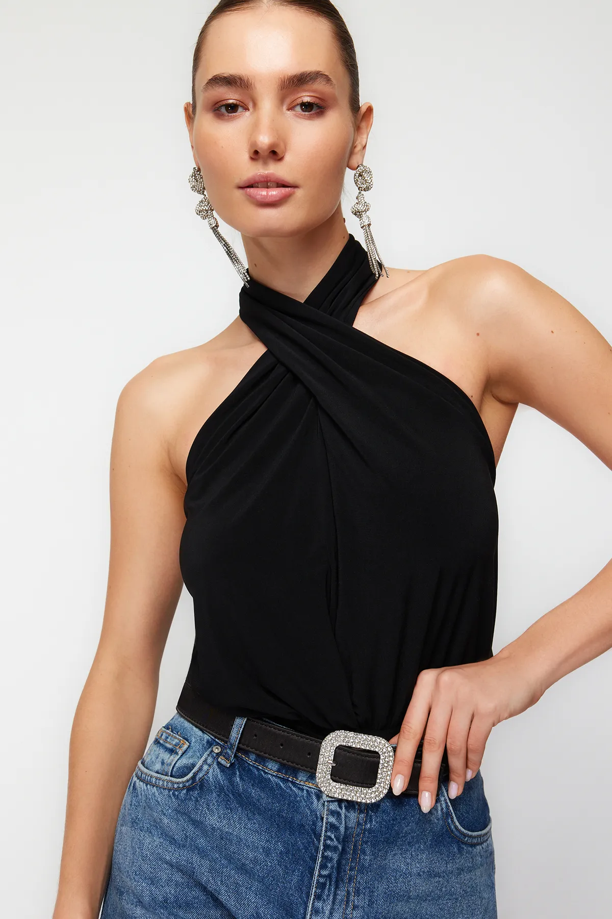 Trendyol Collection  Schwarzer Neckholder-Strickbody TPRSS24BD00004