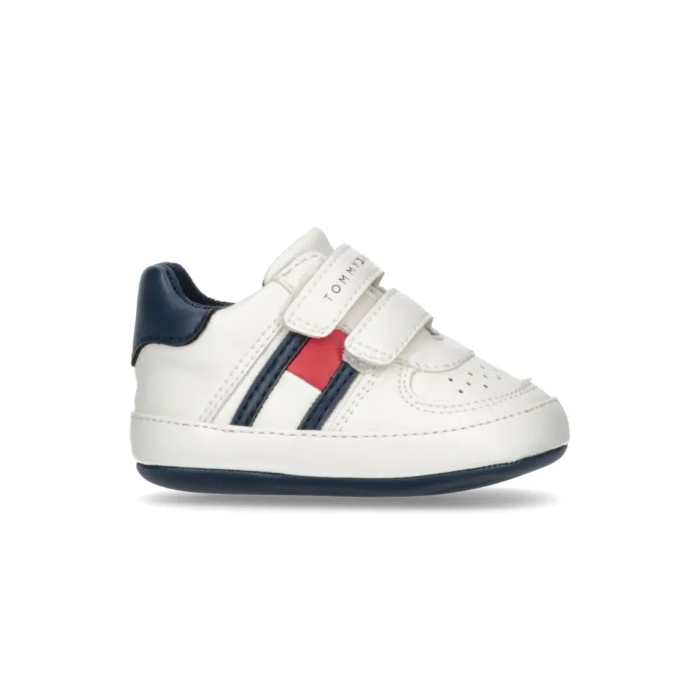 Tommy Hilfiger Krabbelschuh T0B4-33090-1433A473 / weiss