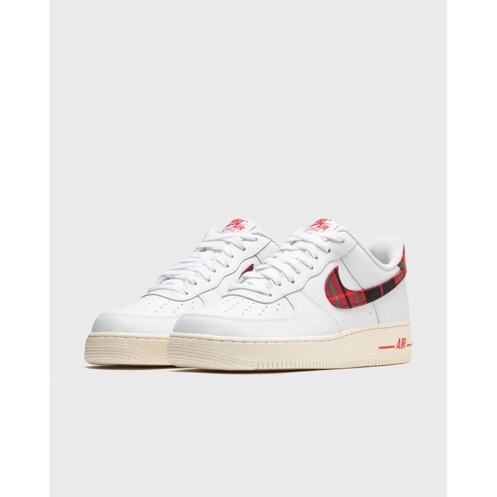 Nike Air Force 1 07 LV8 DV0789-100 / weiss