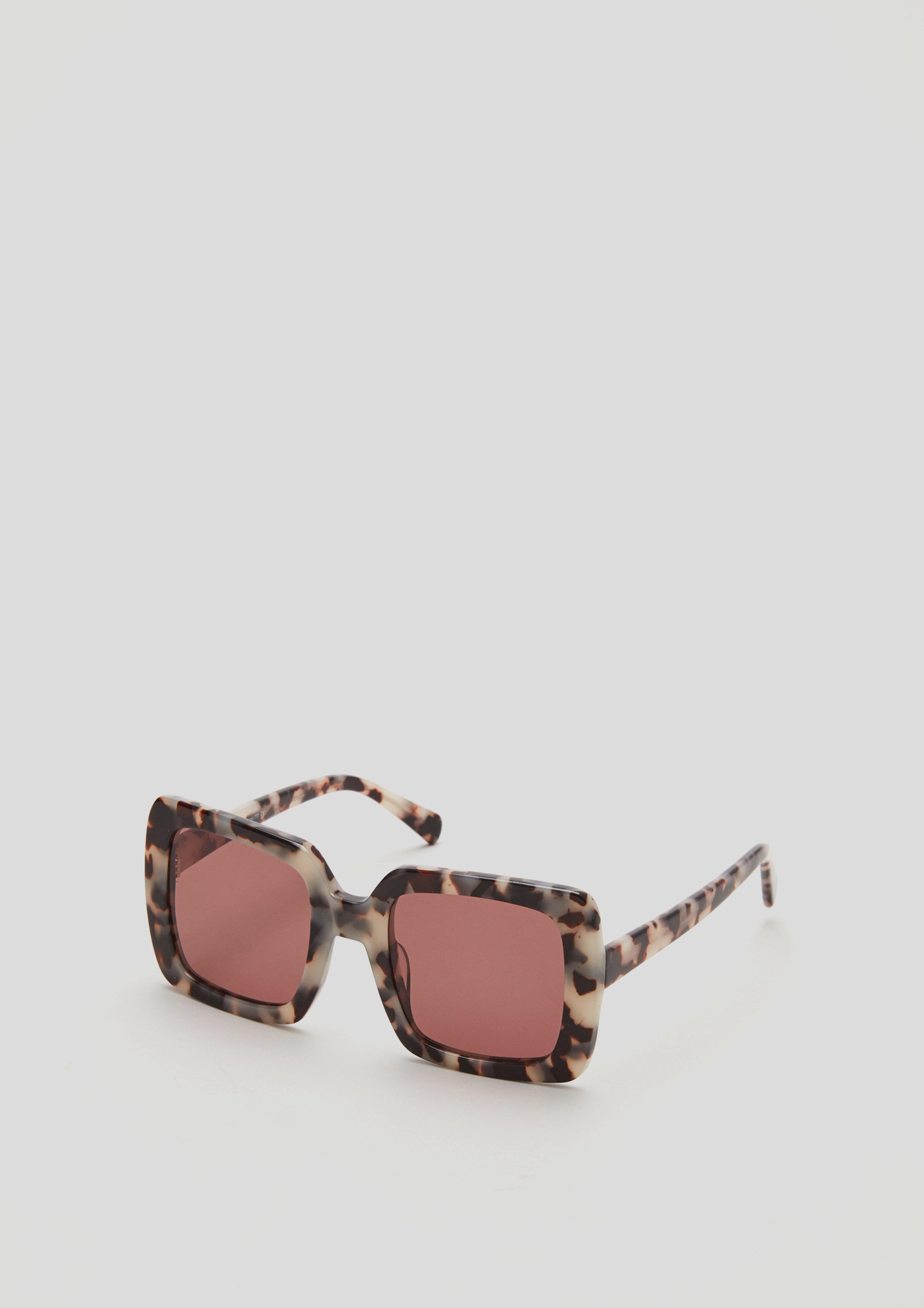 Sonnenbrille mit eckigen Gläsern  144.120.141.98537-770