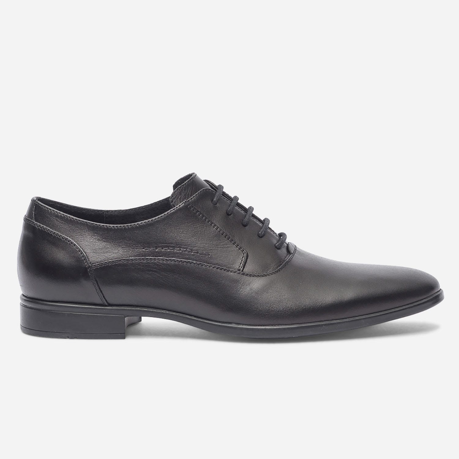 Richelieu noir en cuir