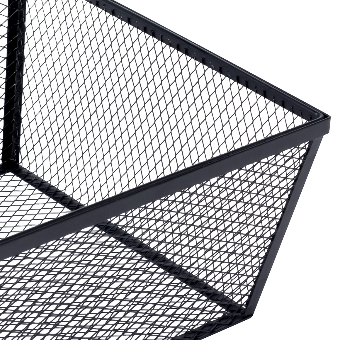 Großer Metallkorb im geometrischen Design