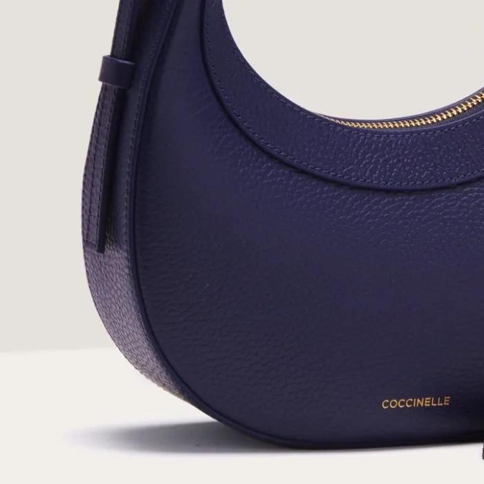 Coccinelle Whisper