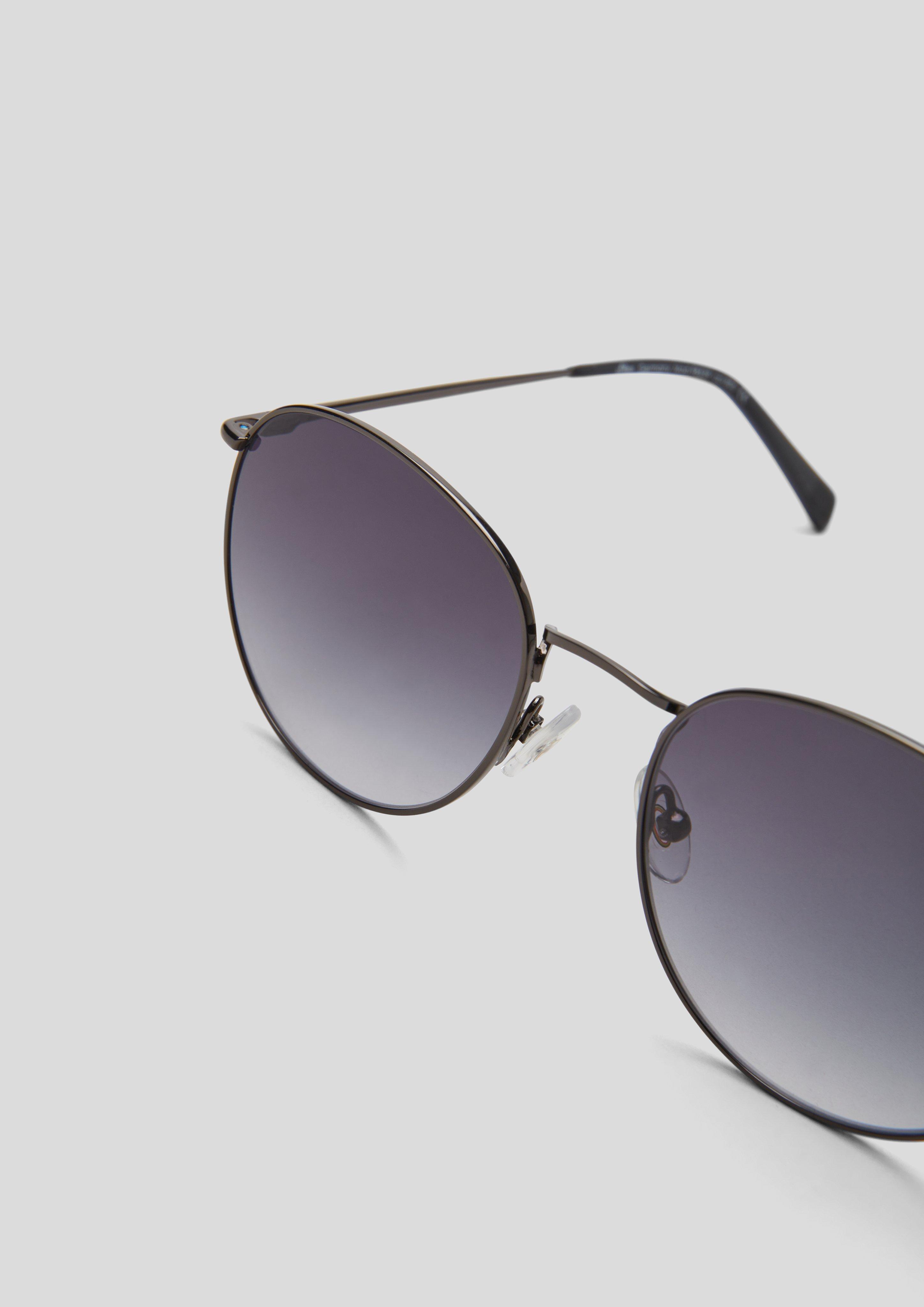 Sonnenbrille aus Edelstahl  143.120.141.98539-800