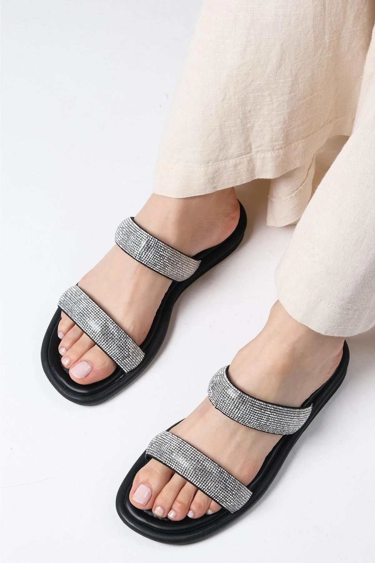 Mio Gusto  Pantolette - Schwarz - Flacher Absatz